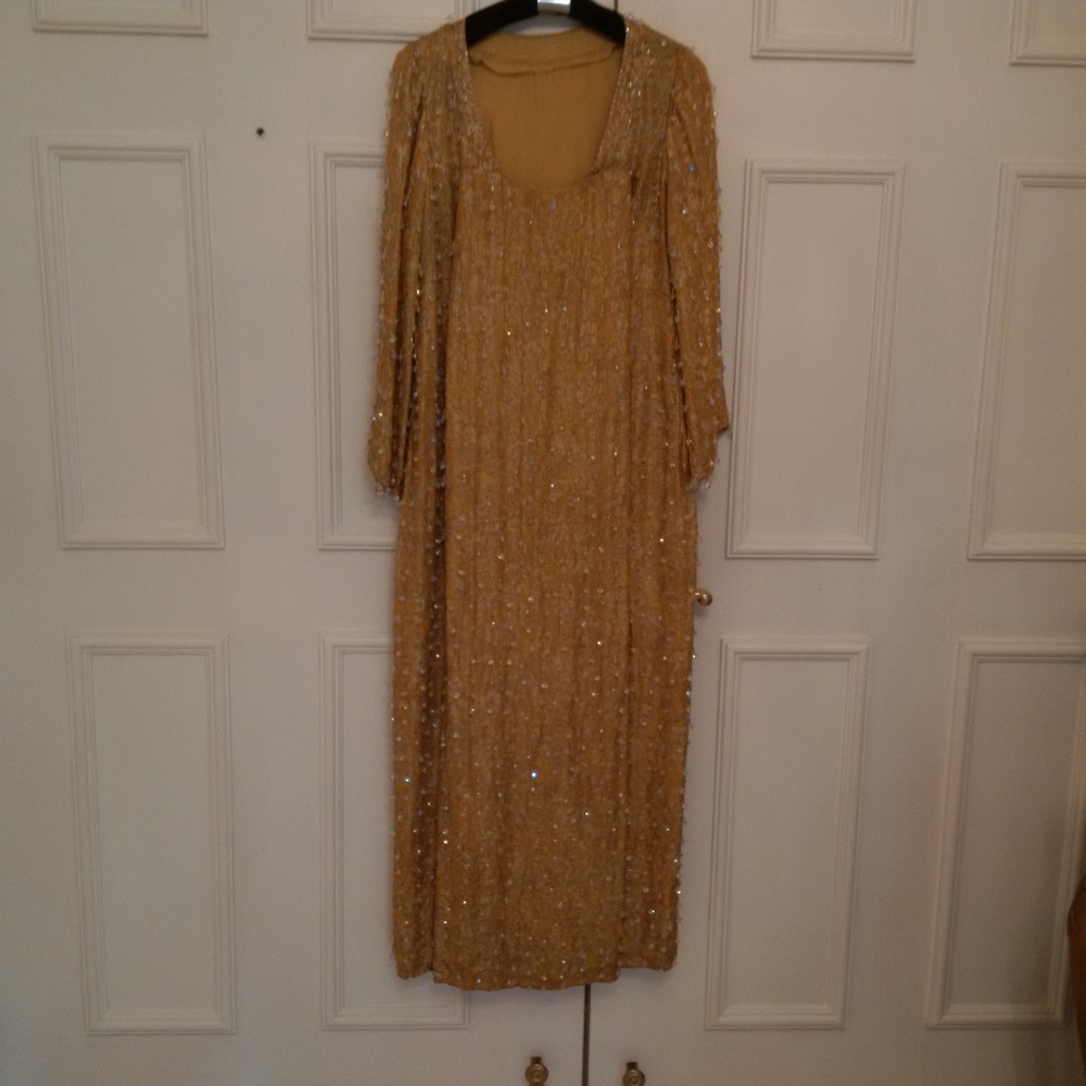 Antique Gown Gold Lame with Crystals – S 6/8